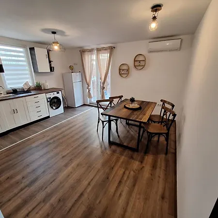 бохо 2 Apartman Primorszko